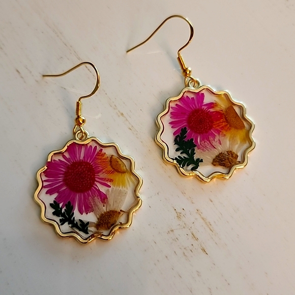 Boho Gypsy Sisters Jewelry - Last One Genuine Dried Flowers  Acrylic EARRINGS 925S Posts